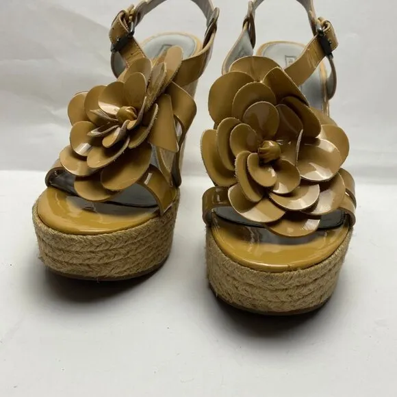 VERA WANG Beige Floral Espadrille Wedge Platform Sandals Size 9.5