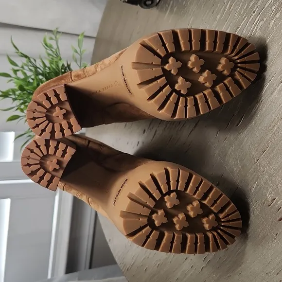 Veronica Beard Hannigan 105mm Lug Sole Platform Block Heel‎ Suede Booties Boots