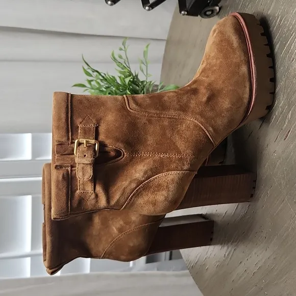 Veronica Beard Hannigan 105mm Lug Sole Platform Block Heel‎ Suede Booties Boots