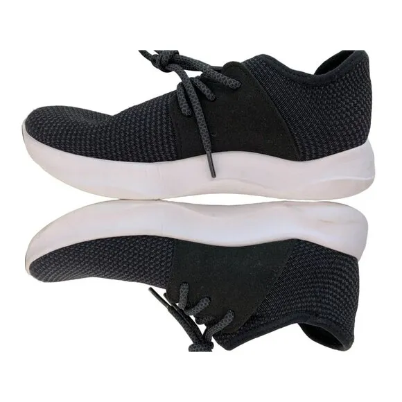 Vessi Everyday Womens Sneakers Size 7 Black  White Knit Lightweight Waterproof