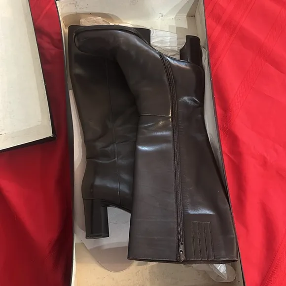 Via Spiga Made in Italy Dark Brown Calf Boots Size 8