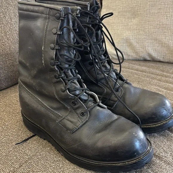 Vibram Black Combat Leather Mid Calf Boots Mens Size US 12.5