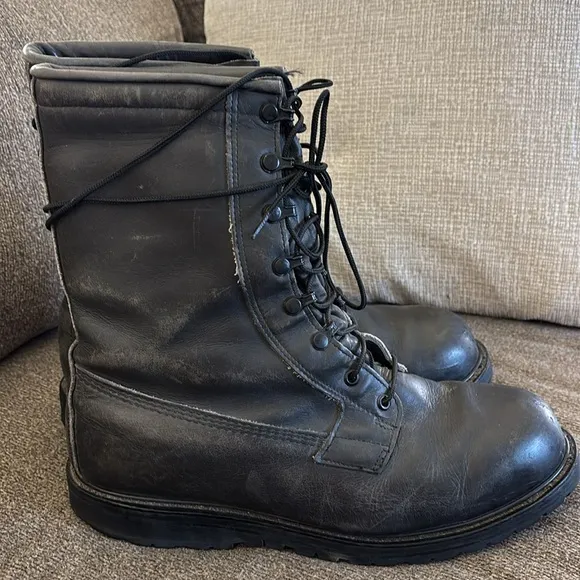 Vibram Black Combat Leather Mid Calf Boots Mens Size US 12.5