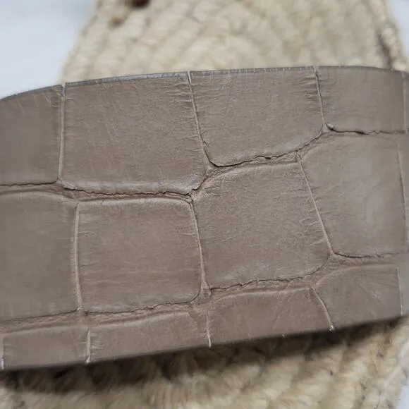 VINCE ABBY TAUPE CROC PLATFORM ESPADRILLES SIZE 10