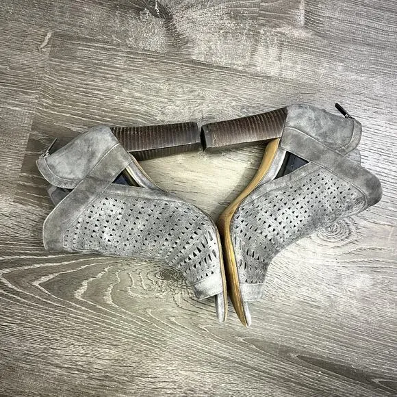 Vince Camuto Cranita Gray Suede Cutout Heeled Sandals Size 9.5