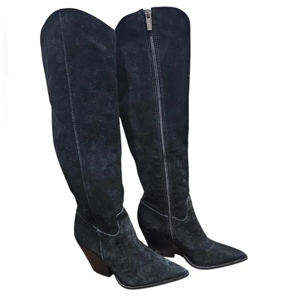 Vince Camuto Knee High  Suede  Boots  Black NWOT. Size 5