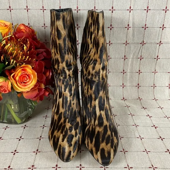 Vince Camuto Rastel3 Animal Print Cow Hide Mid Calf Boots Size 7.5 Cow Fur NWOB