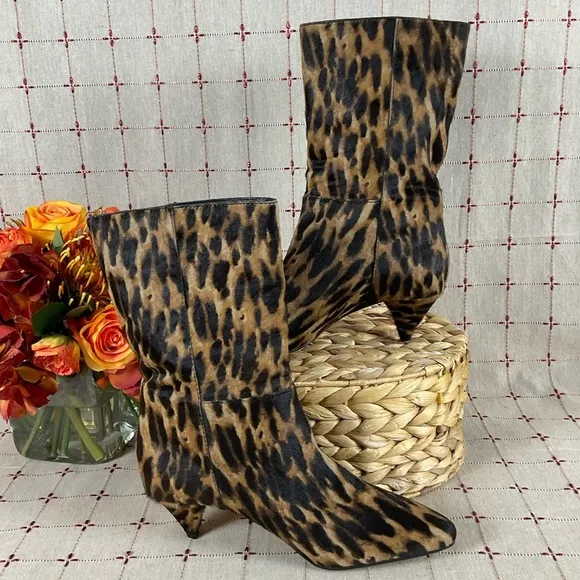Vince Camuto Rastel3 Animal Print Cow Hide Mid Calf Boots Size 7.5 Cow Fur NWOB