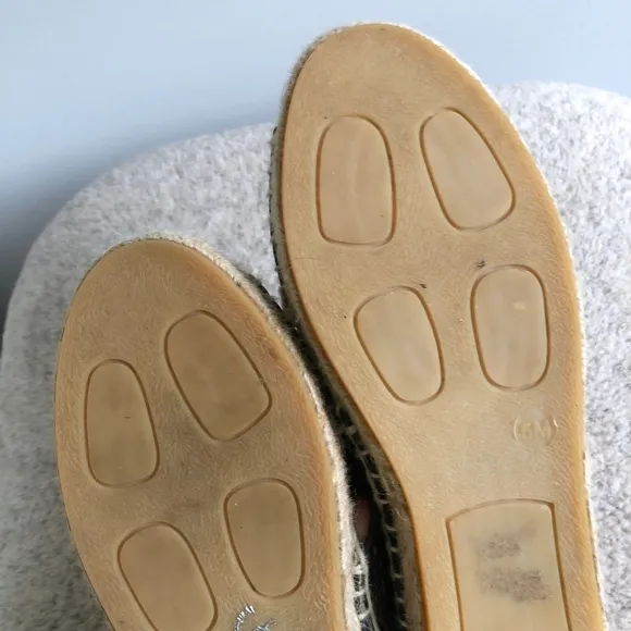 Vince Castel Leather Snakeskin Espadrille Criss Cross Slip On Sandals - Size 5