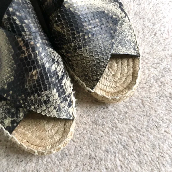 Vince Castel Leather Snakeskin Espadrille Criss Cross Slip On Sandals - Size 5