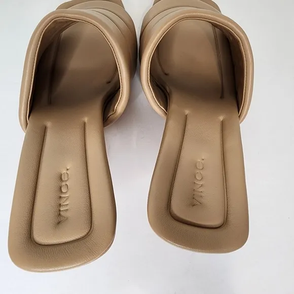 Vince Ceil womens Open Toe kitten heel slippers in cappuccino color size 11