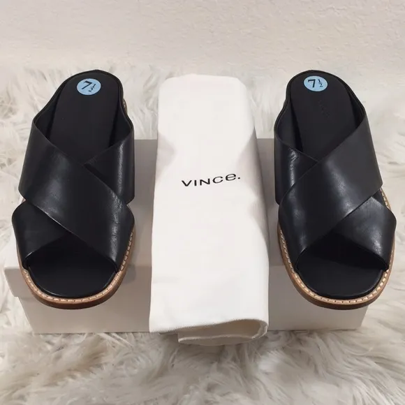 Vince Fairley Leather Wedge Sandals sz. 7.5 new