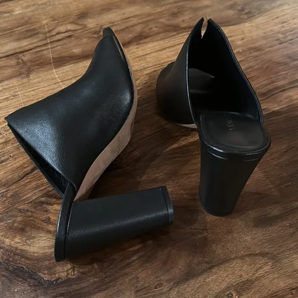 Vince Hollis Heeled Mule Open Toe Sandals 8