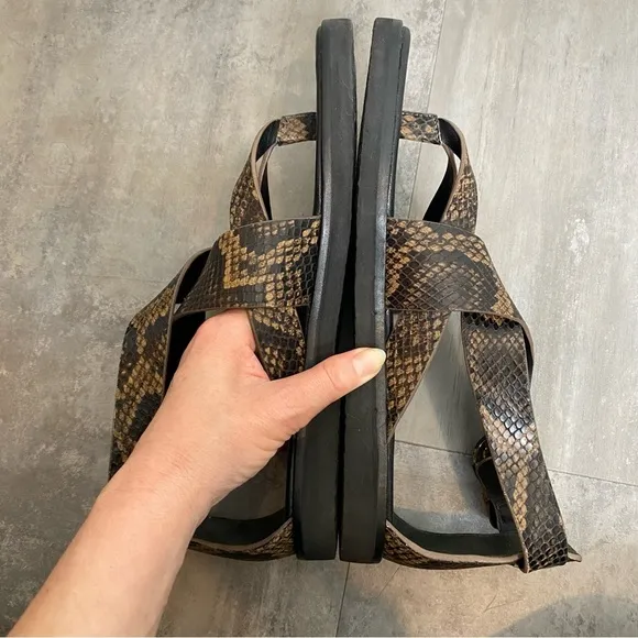 Vince Morris Snake-Print Strappy Thong Sandals Size 8