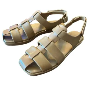 Vince Rava Strappy Fisherman Leather Sandals Minimal Sophisticated Tan NEW 9