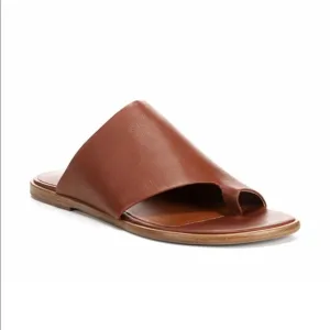 Vince Sandals with Toe Loops S3