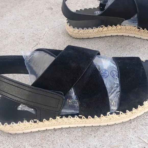 Vince Tenison Suede Espadrille Flat Sandal Black Jute Leather Size 10