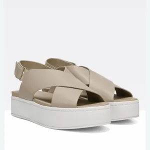 Vince Weslan Platform Sandal in Light Straw Siviglia Calf 7.5
