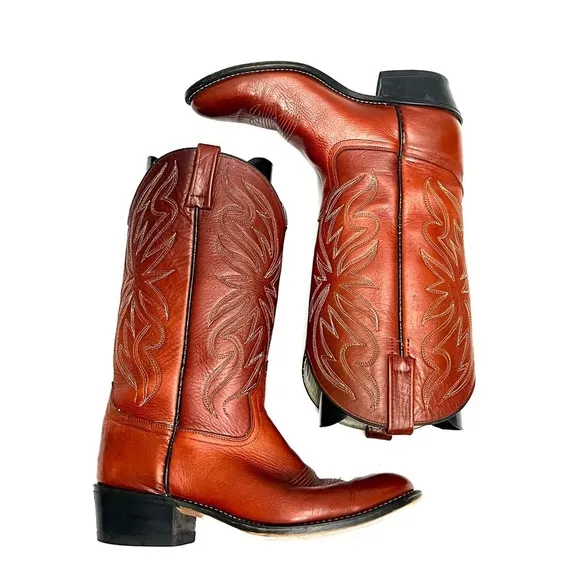 Vintage 1970s men’s brown leather western stitched cowboy boots