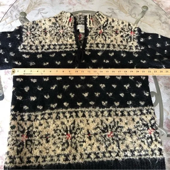 VINTAGE Chunky Hand Knitted Black &amp; Cream Pullover Fair Isle 1/2 Zip Sweater P/S