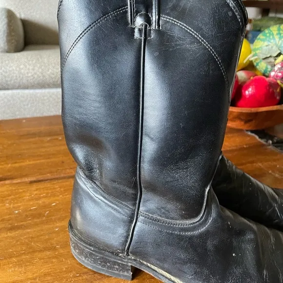 Vintage Distressed Black Leather Laredo Western Boots made in USA Mens Size 8.5