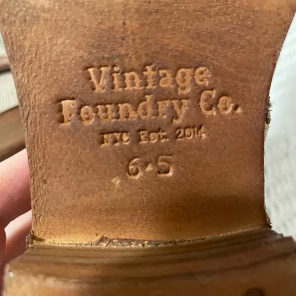 Vintage Foundry Leather Mid-Top Women’s Boots Size 6.5