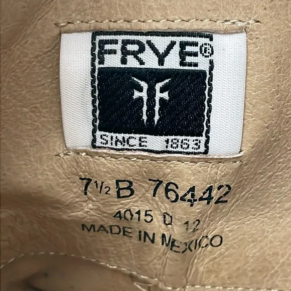 Vintage Frye Melissa Trapunto pull on black leather boots size 7.5