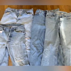Vintage Levi’s Jeans Set – 4 Pairs