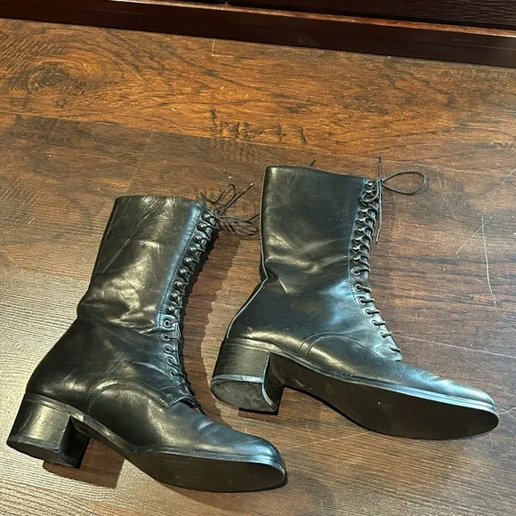 Vintage Moda Firenze leather lace up mid calf boots