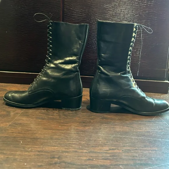 Vintage Moda Firenze leather lace up mid calf boots