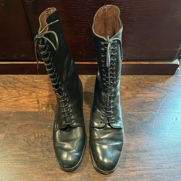 Vintage Moda Firenze leather lace up mid calf boots