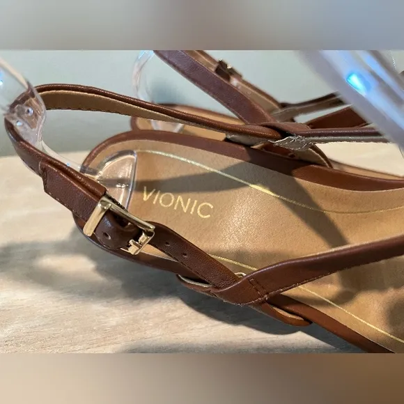 Vionic Cali Wedge Rust Leather Sandals Size 10   New Without Box