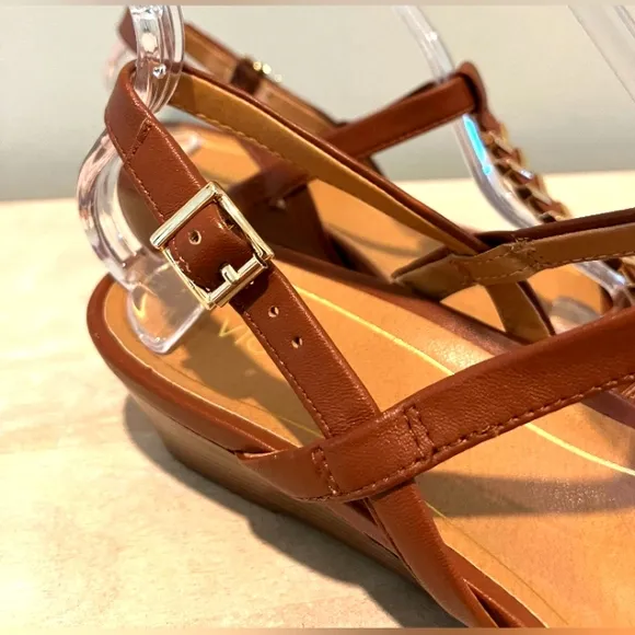 Vionic Cali Wedge Rust Leather Sandals Size 10   New Without Box