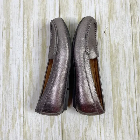 Vionic Debbie Silver Metallic Pewter Driving Loafer Moccasins