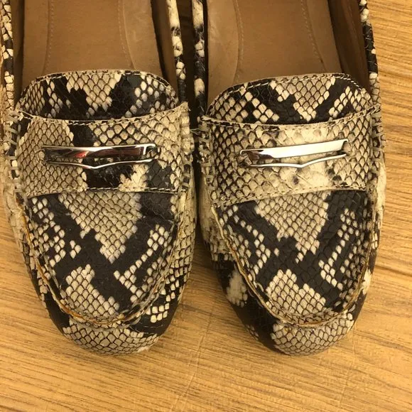 Vionic Honor Ashby Driving Mock snake print Leather slip on Loafers, 10