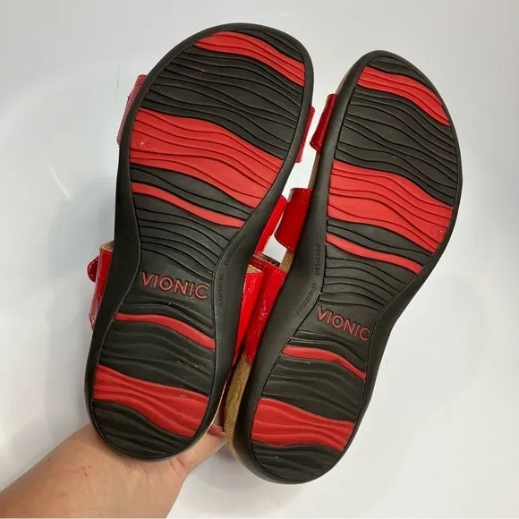 Vionic red patent Leather sandals size 8