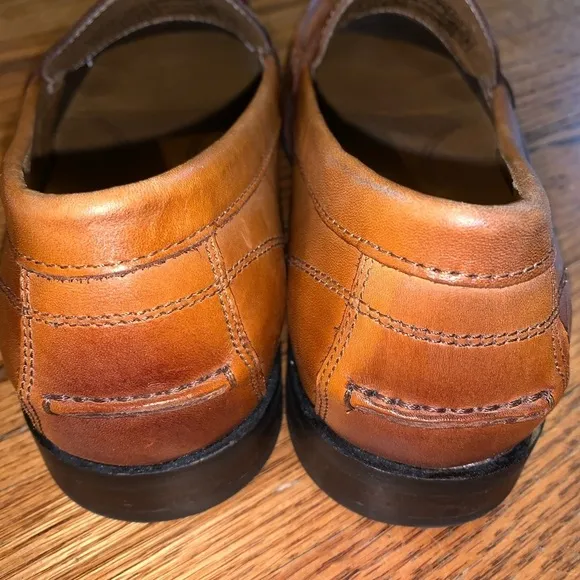 Vionic Snyder Brown Leather Penny Loafers size 8
