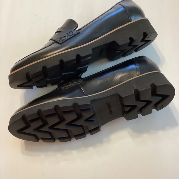 Vionic Women’s Nappa CheryI II Chunky Black Loafers Size 9