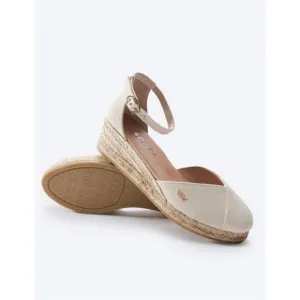 Viscata Formiga Canvas Wedges Beige Size 8US/ 39EU