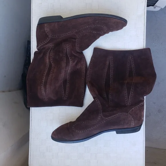 Vtg 80s brown Suede boho western  boots mid calf barrel shaft boots 9