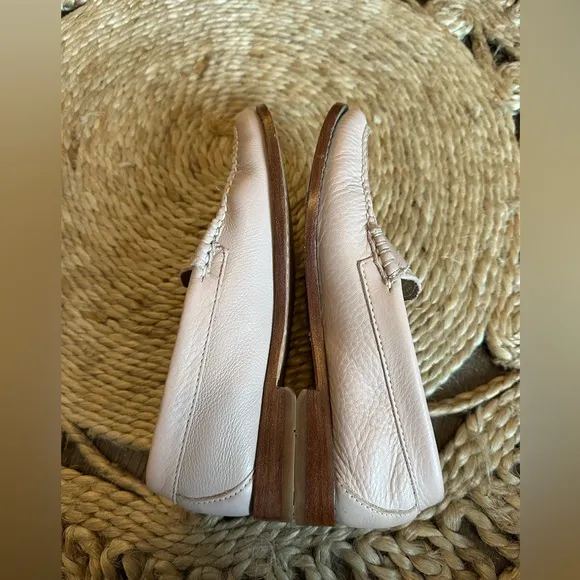 Weejuns G.H. Bass &amp; Co. Whitney Penny Loafers Blush Pink (Size 6)