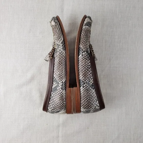 Weejuns GH Bass &amp; Co womens 9.5 snake print cognac leather trimmed penny loafers