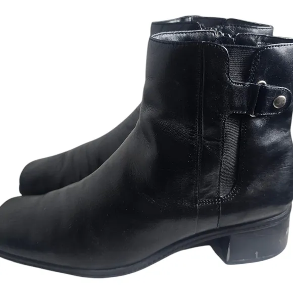 Westies GET READY Leather Smooth Biker Buckle Black Ankle Boots 9M