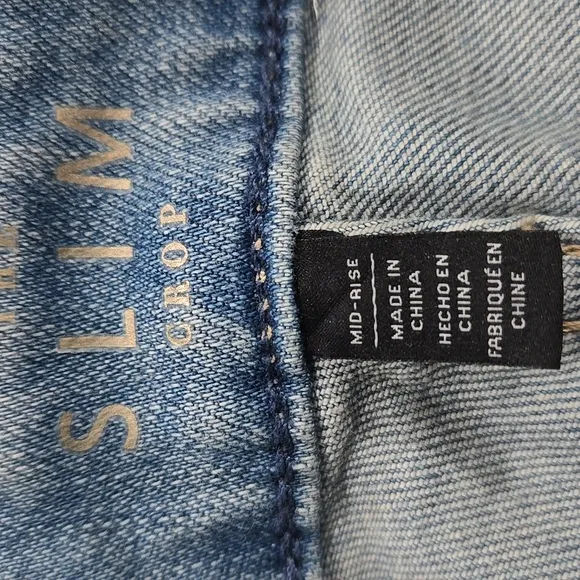 WHITE HOUSE BLACK MARKET THE SLIM CROP MID RISE FOIL METALLIC PALM TROPICAL 0S
