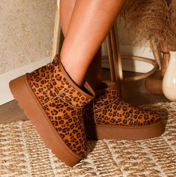 Wild Diva Thermal Platform Ankle Classic Mini Boots Plush Faux Fur Slip-on Shoes