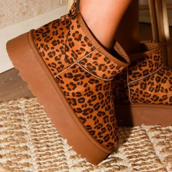 Wild Diva Thermal Platform Ankle Classic Mini Boots Plush Faux Fur Slip-on Shoes