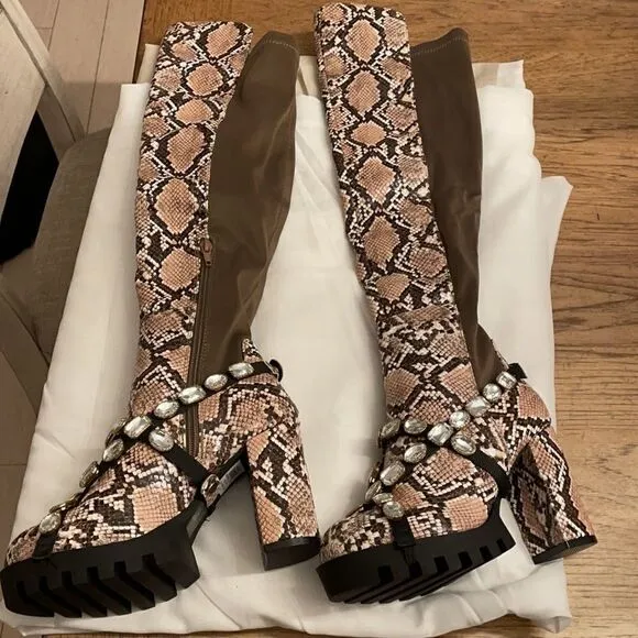 WILD DIVA SNAKESKIN MOTIF BOOTS.  NEW