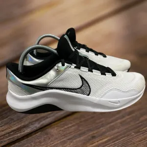 Women Nike Legend Essential 3 Next Nature Premium Training Sneakers, Size 11.