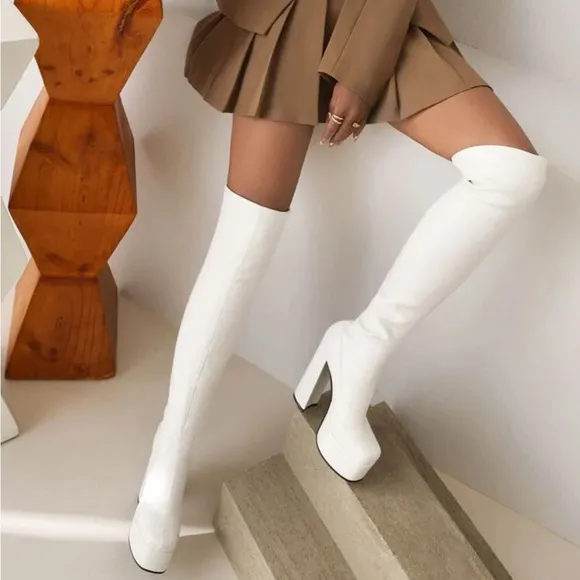 Women White Minimalist Platform Chunky Heeled Boots, Round Toe High Heel Classic