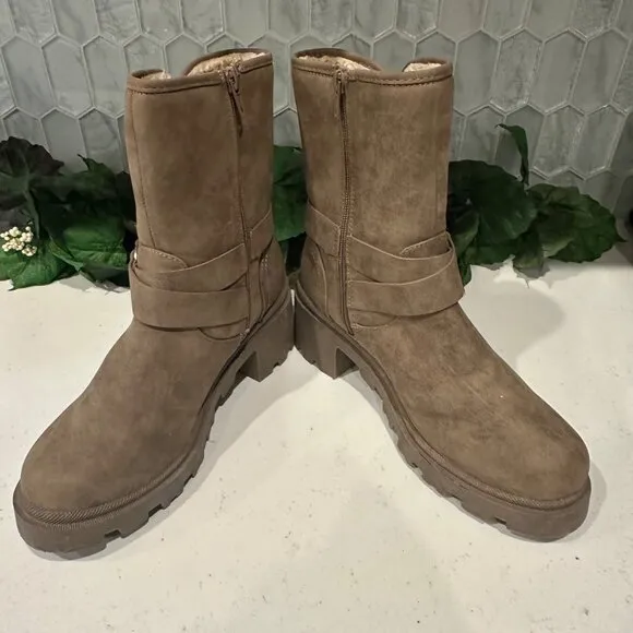 Womens 9.5 Nikeeta Taupe Mid-Calf Boots With Faux Shearling Lining &amp; Buckle Acce